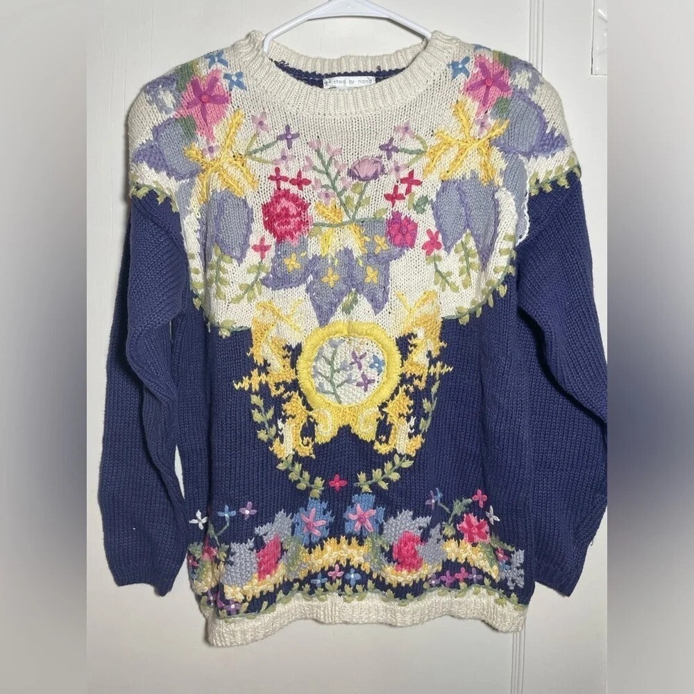 Vintage‎ Hand Knit Floral Grandma Grannycore Sweater size S